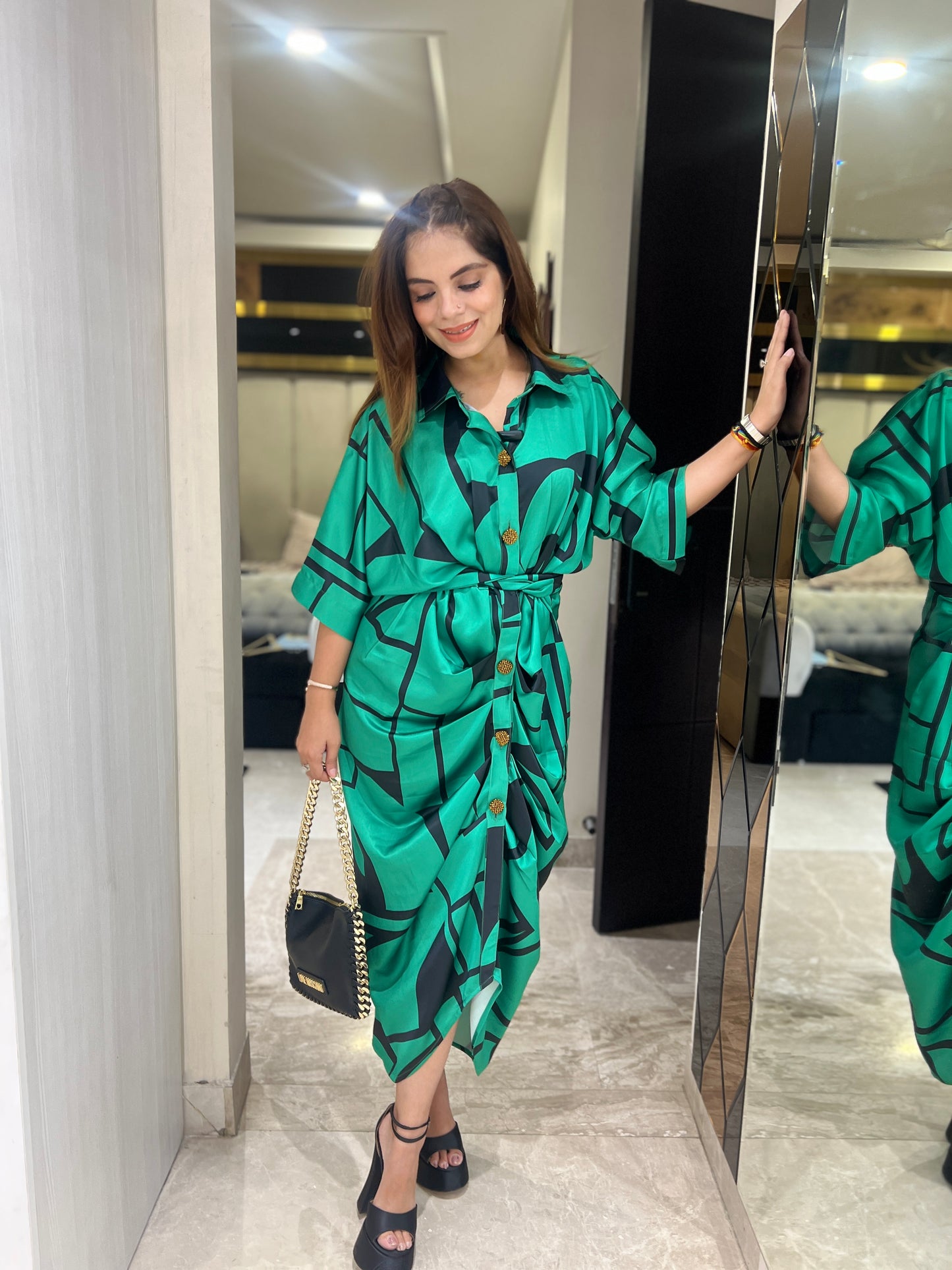Emerald Green Draped Shirt Dress with Abstract Leaf Print – Stylish Women's Midi Dress